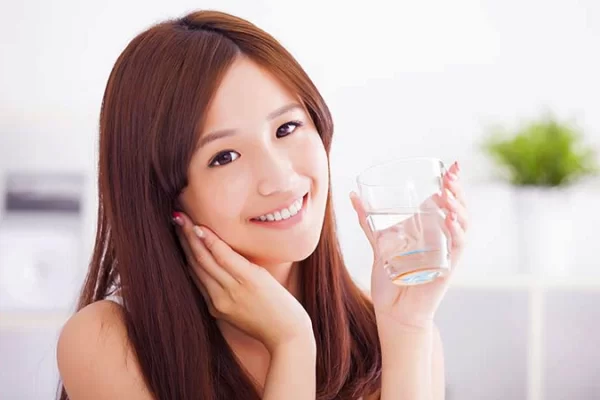 Eat Water Daily For Beauty Skin
