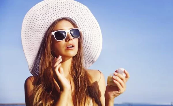 How To Maintain Your Skin Health On Summer