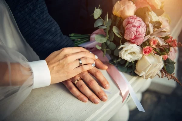 Marrying An Elder Woman – How It Feels