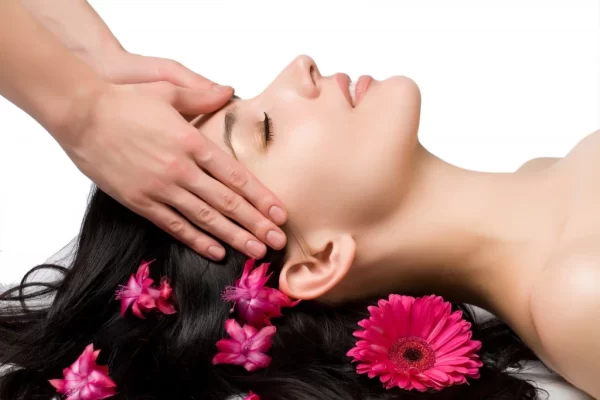 How Scalp Massage Enhances The Hair Growth 