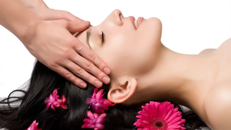 scalp massage enhances hair growth