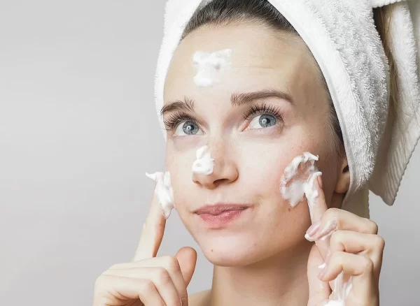 How To Escape From Pimples During Summer?
